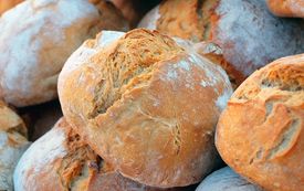 Brot- und Wurstverkauf
