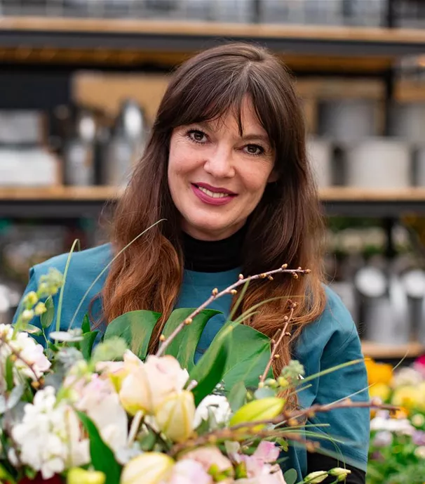 frau.jpg mauk-blumen-kaufen-strauß-floristik-097.jpg