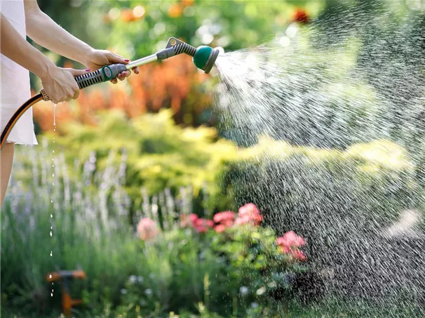 Bewaesserung_kaufen_Garten_Pflanzen_Mauk_Gartencenter.jpg