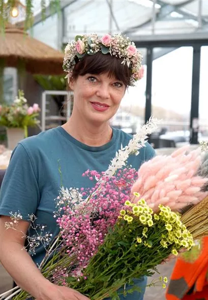 flower-crown-workshop_1.jpg
