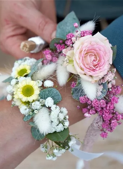 Blumenarmband Workshop