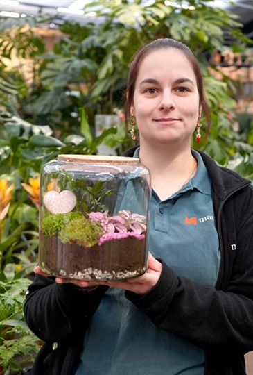 Botanical Date Night: Terrarium bepflanzen für zwei